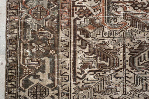 Antique Heriz Area Rug (7' x 10')